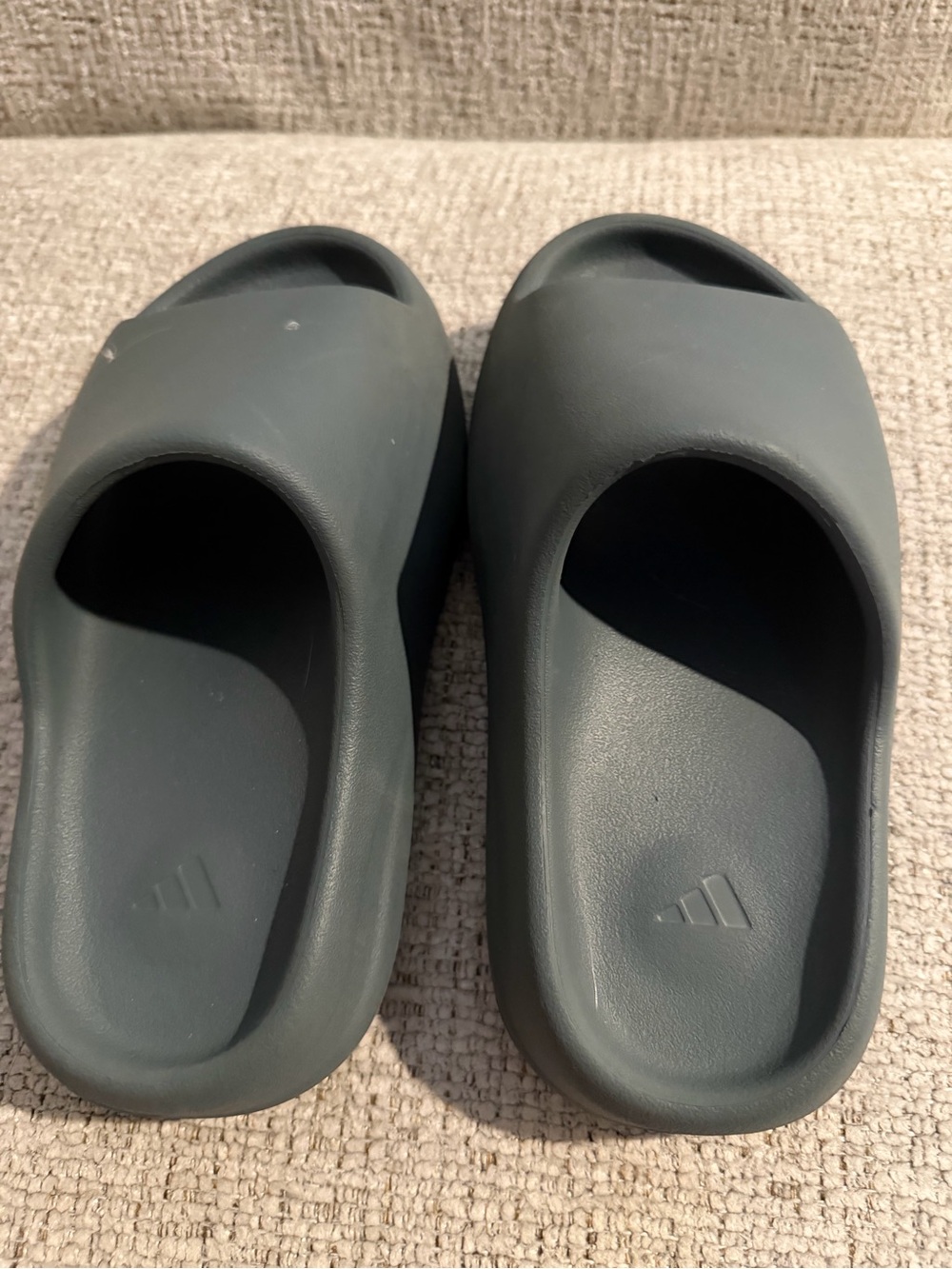 adidas yeezy Slide Sandals in Charcoal Gray